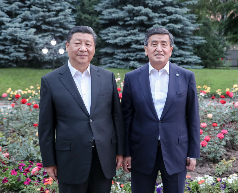 習(xí)近平會(huì)見(jiàn)吉爾吉斯斯坦總統(tǒng)熱恩別科夫